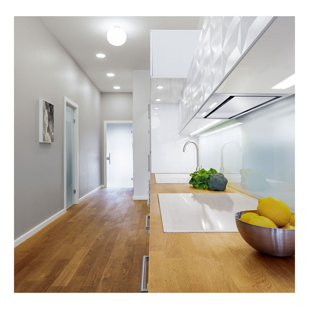 SHIN36U06RA-lifestyle